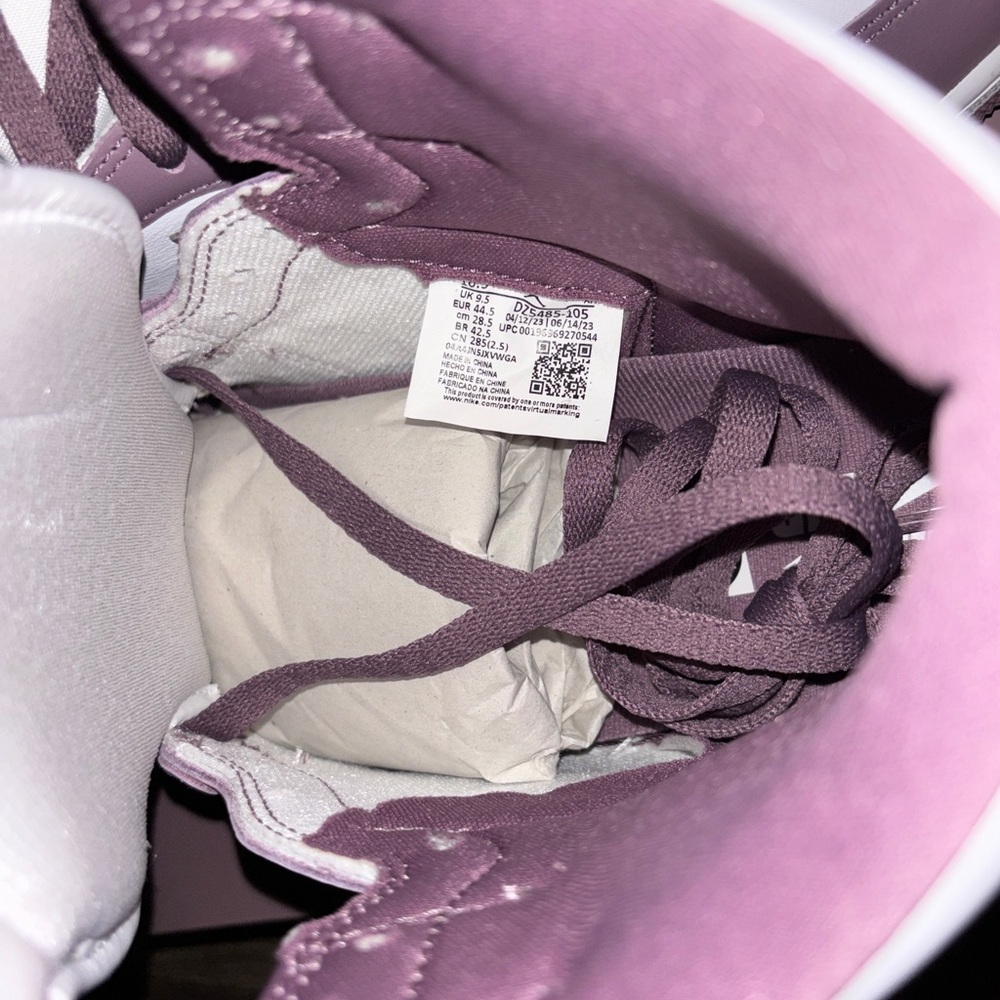 Size - 10.5 Air Jordan 1 Retro High OG White/Sky/Mauve DZ5485 105 - Picture 8 of 8